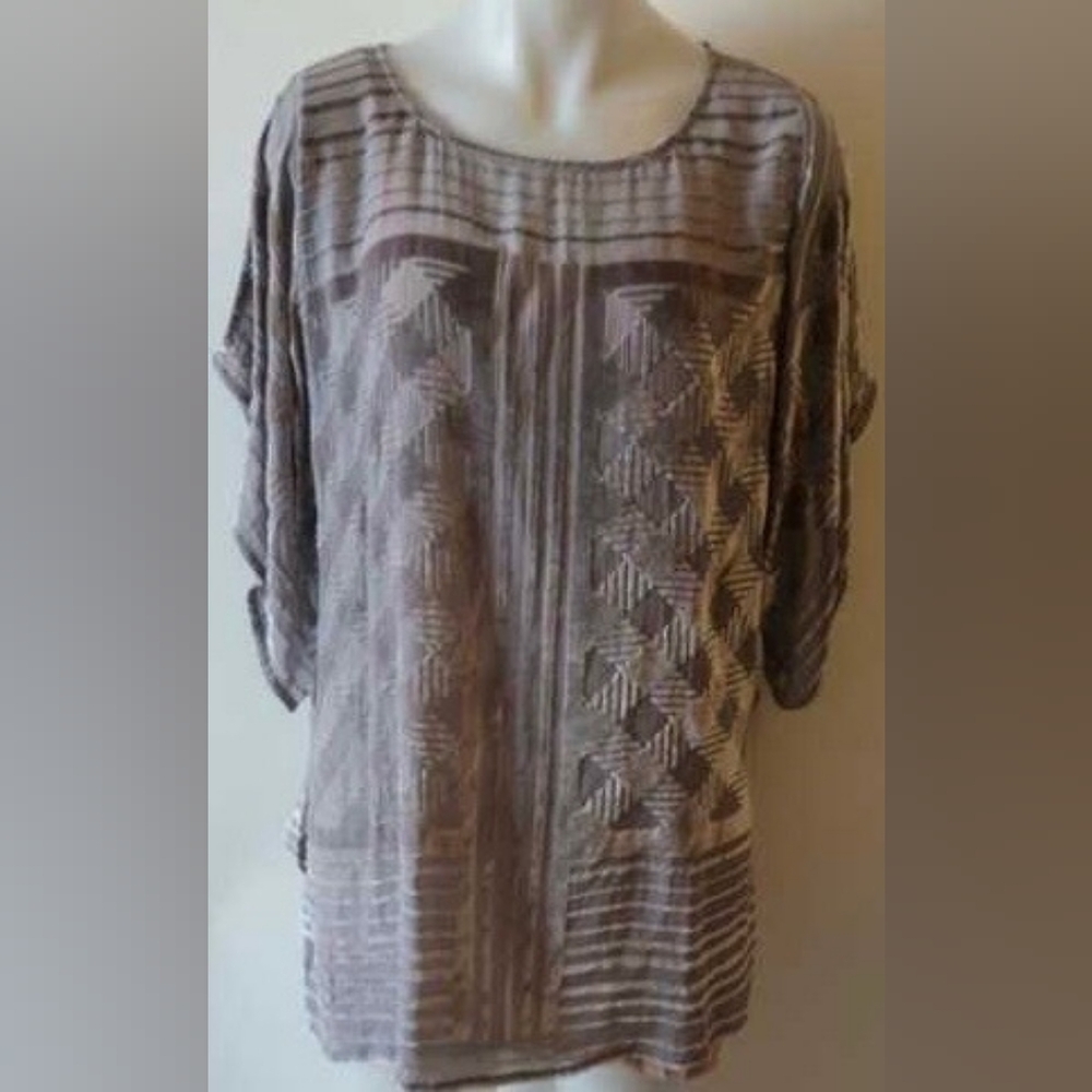 Calypso Gray Patterned Tunic Top - image 6